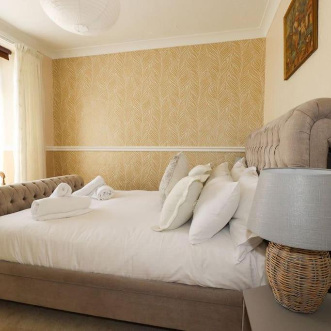 Gorgeous House In Newquay Walking Distance From Fistral Beach Exterior photo
